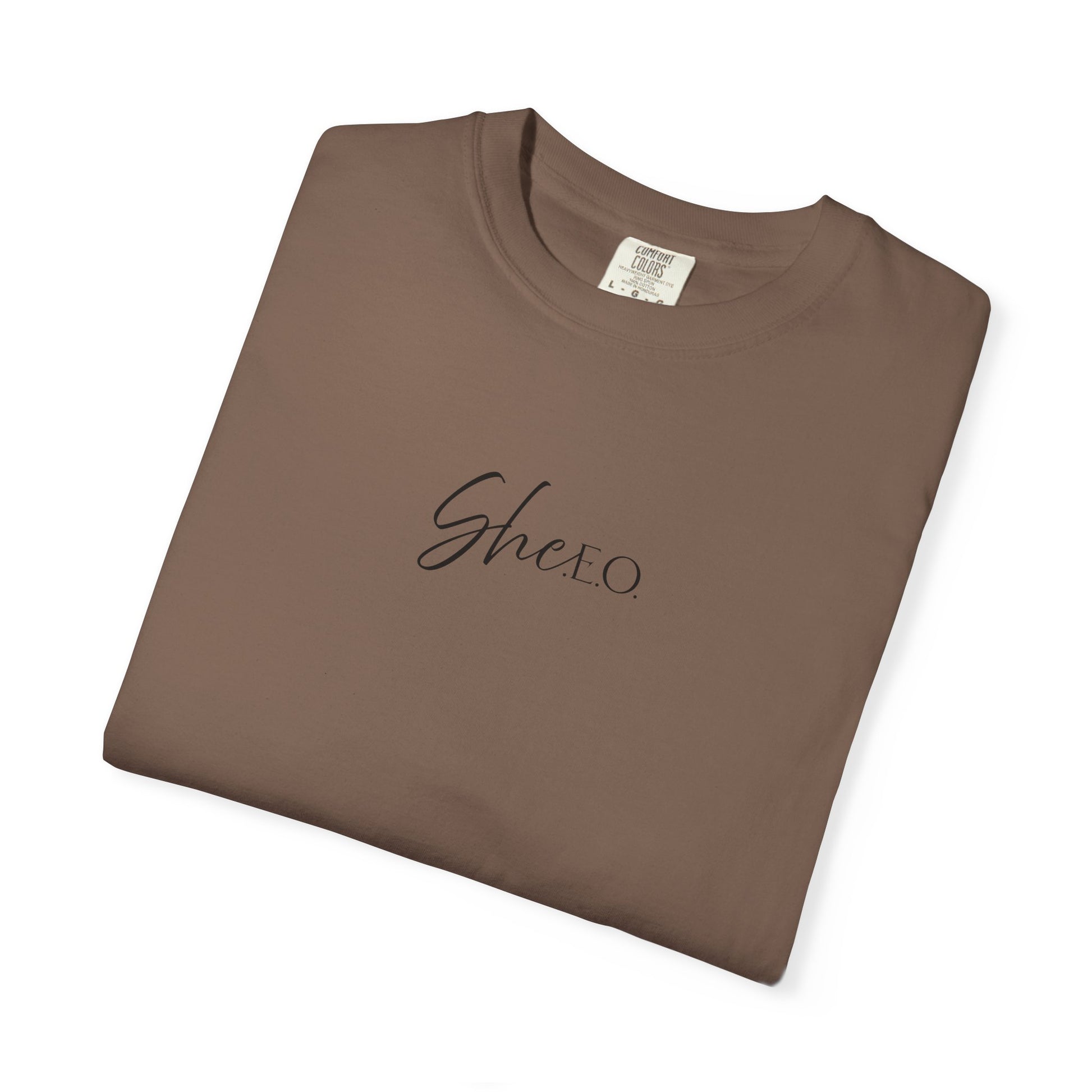 She E O Graphic Tee