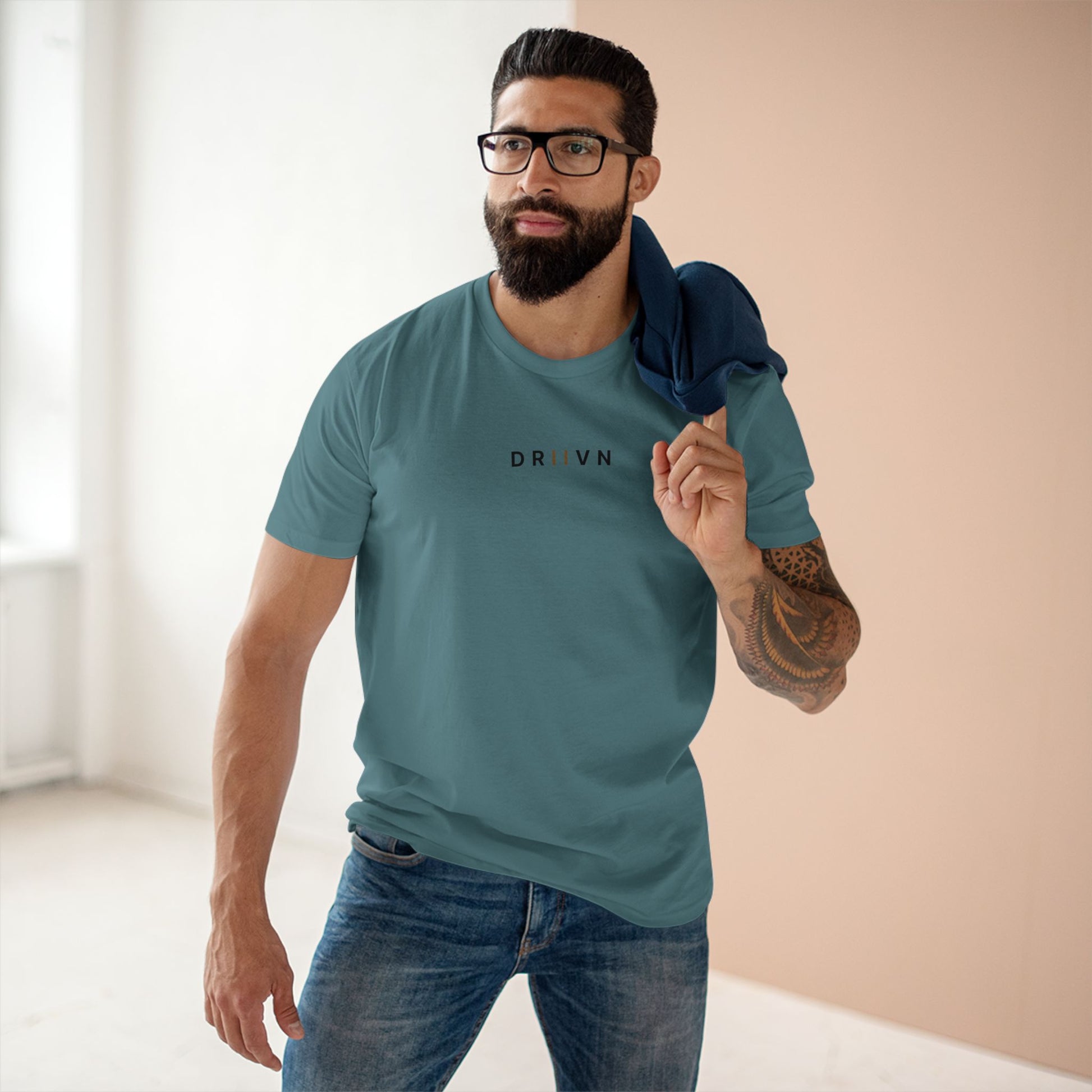 Minimalist DR11VN Unisex Tee